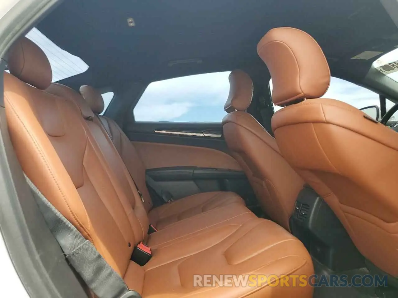 10 Фотография поврежденного автомобиля 3FA6P0D96KR207063 FORD FUSION 2019