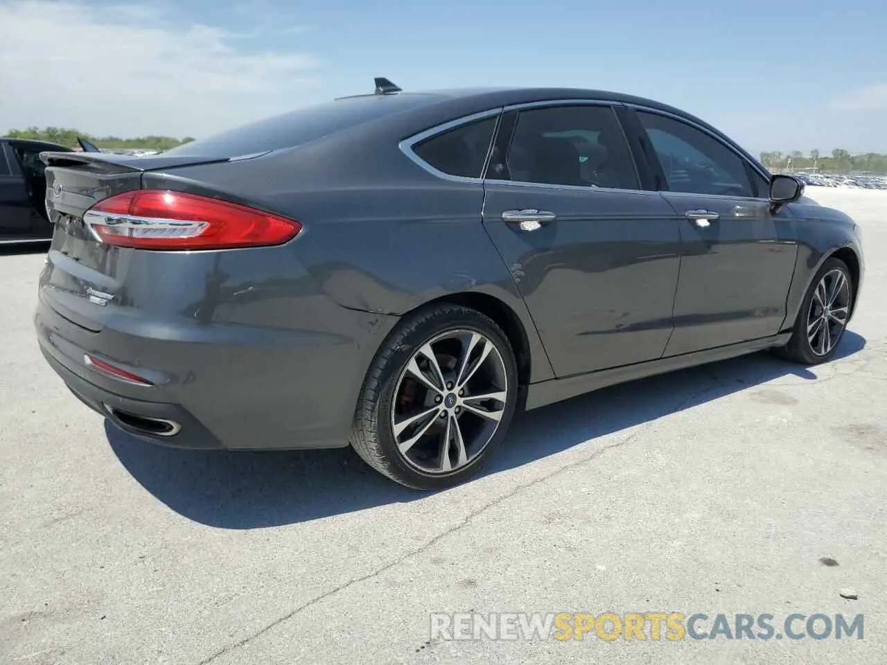 3 Photograph of a damaged car 3FA6P0D98KR123889 FORD FUSION 2019