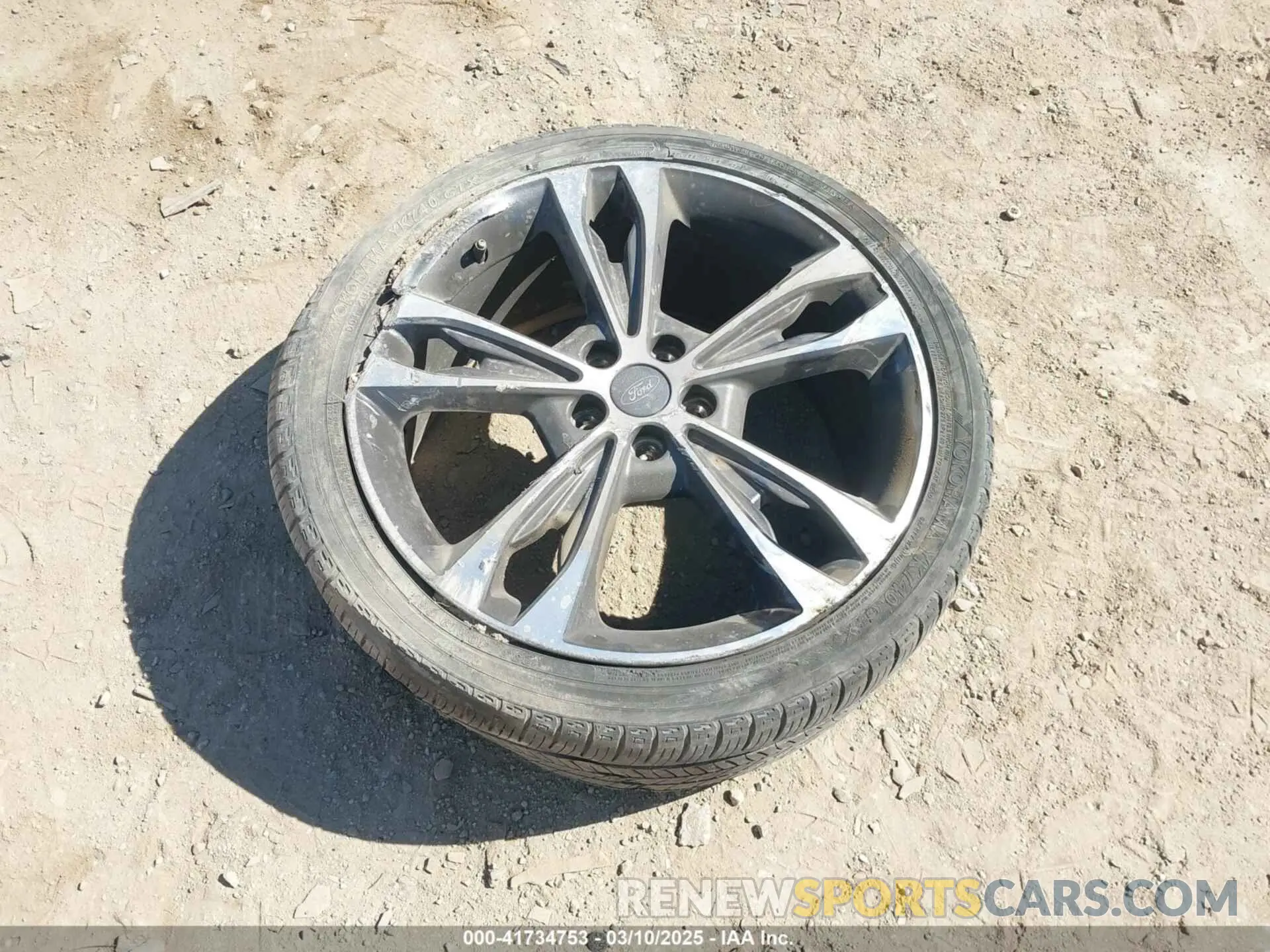 18 Photograph of a damaged car 3FA6P0D98KR124086 FORD FUSION 2019