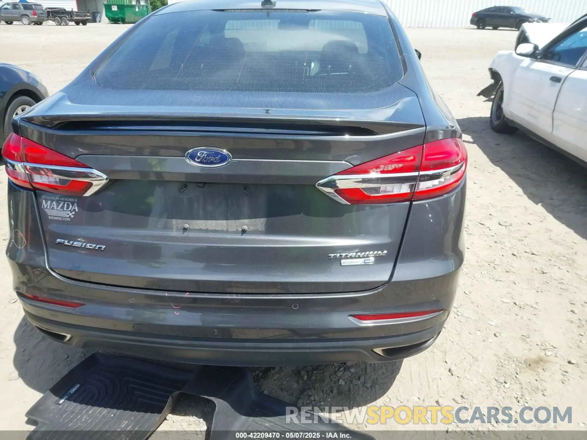 17 Фотография поврежденного автомобиля 3FA6P0D9XKR152617 FORD FUSION 2019