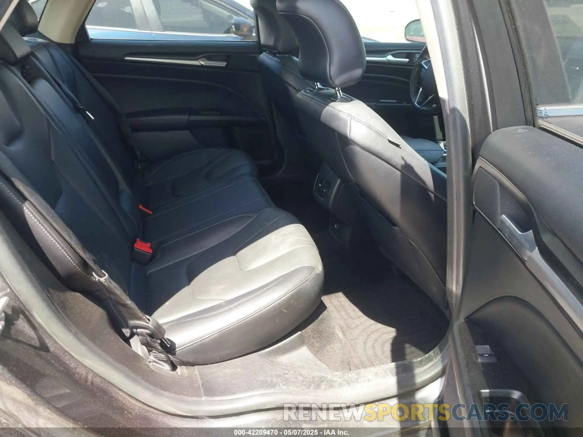 8 Фотография поврежденного автомобиля 3FA6P0D9XKR152617 FORD FUSION 2019