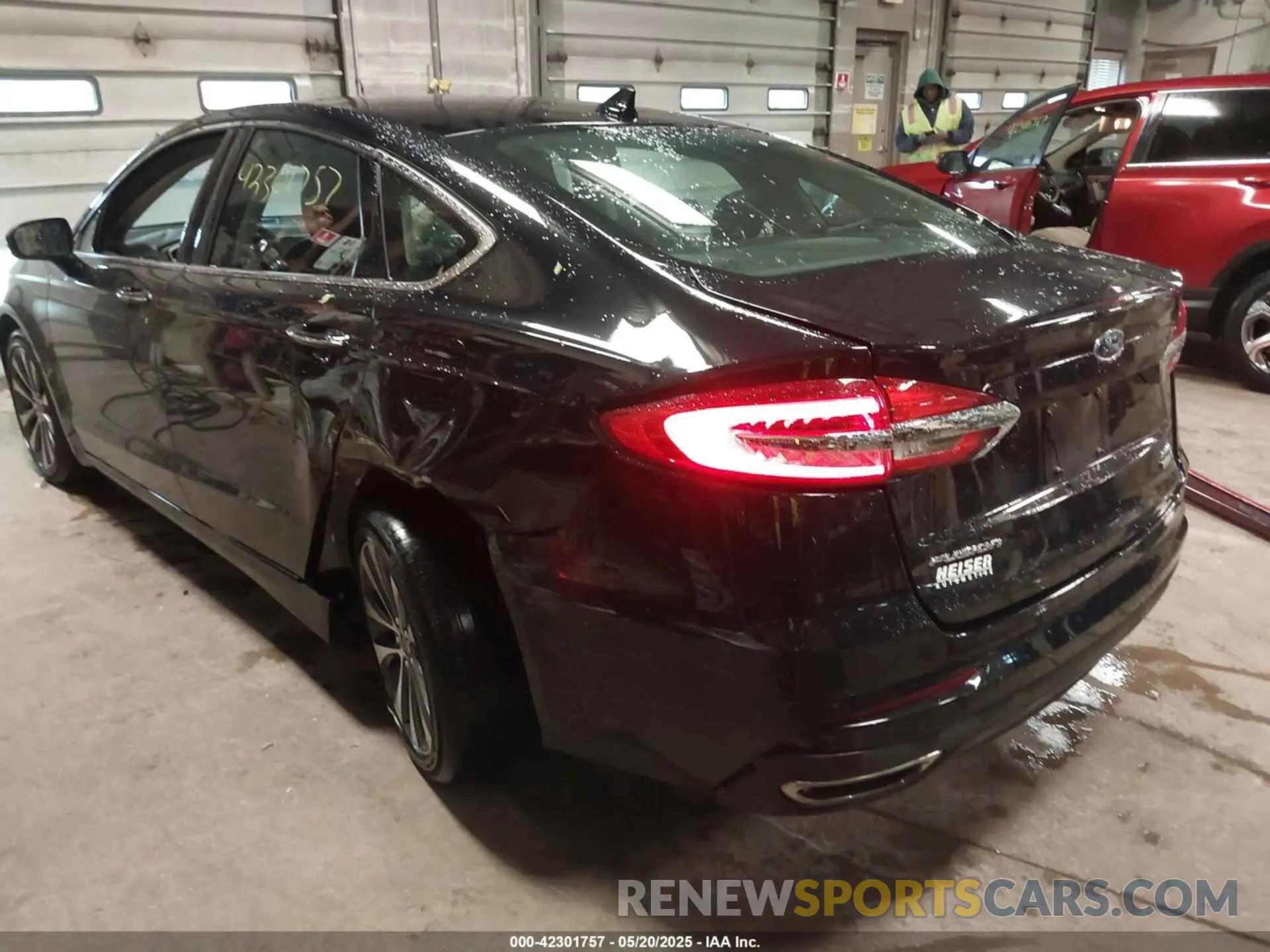 3 Фотография поврежденного автомобиля 3FA6P0E9XKR103075 FORD FUSION 2019