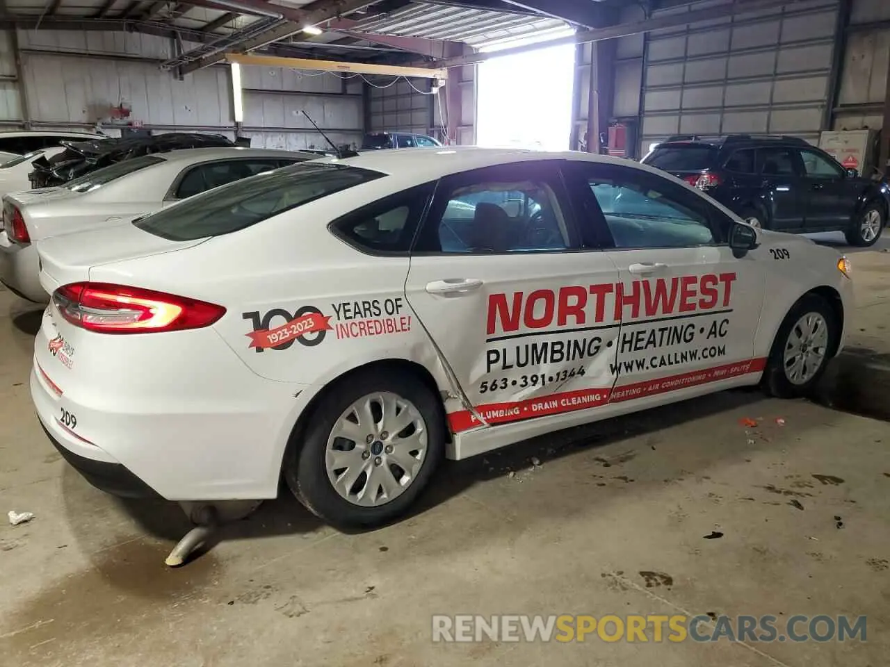 3 Photograph of a damaged car 3FA6P0G71KR195138 FORD FUSION 2019