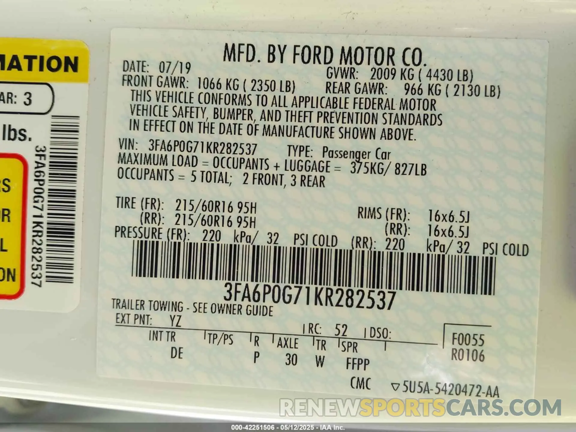 9 Фотография поврежденного автомобиля 3FA6P0G71KR282537 FORD FUSION 2019