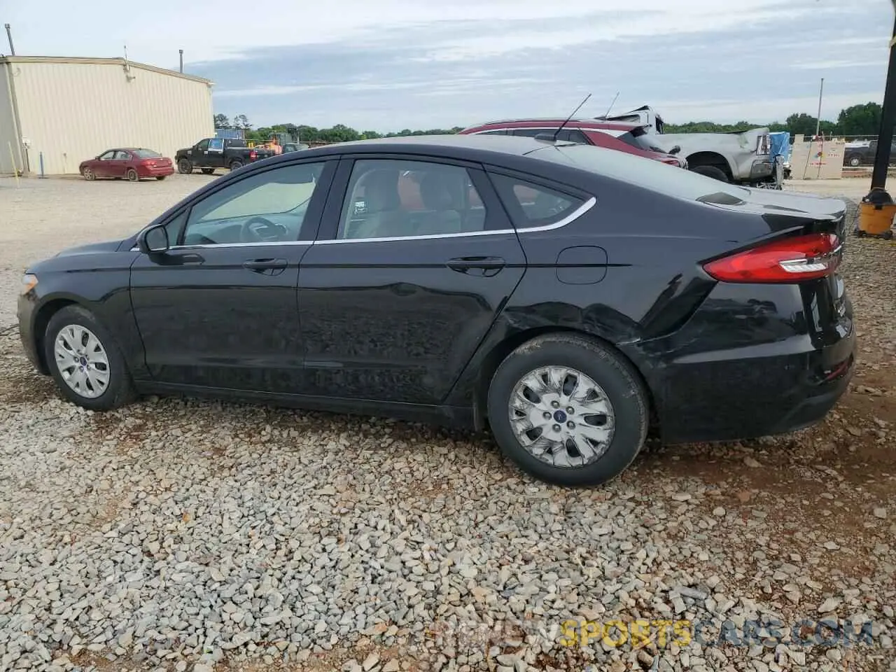 2 Photograph of a damaged car 3FA6P0G72KR102076 FORD FUSION 2019