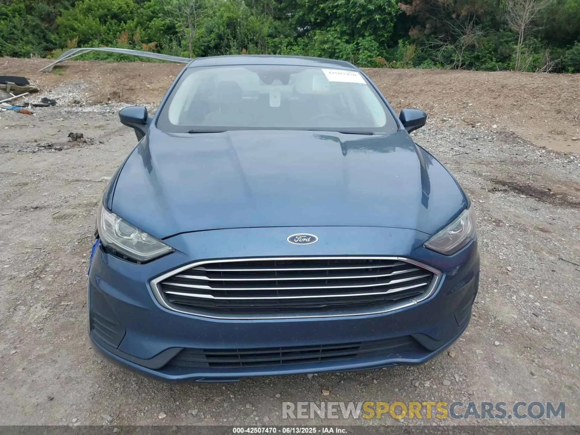 13 Photograph of a damaged car 3FA6P0G76KR102002 FORD FUSION 2019