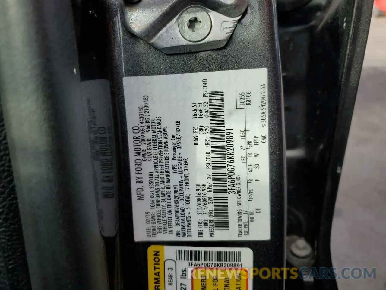 12 Фотография поврежденного автомобиля 3FA6P0G76KR209891 FORD FUSION 2019