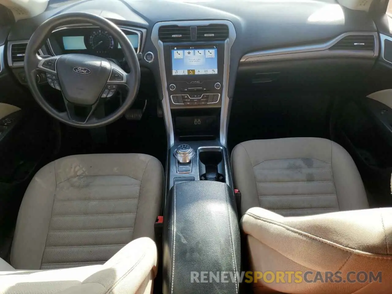 8 Фотография поврежденного автомобиля 3FA6P0G77KR171393 FORD FUSION 2019