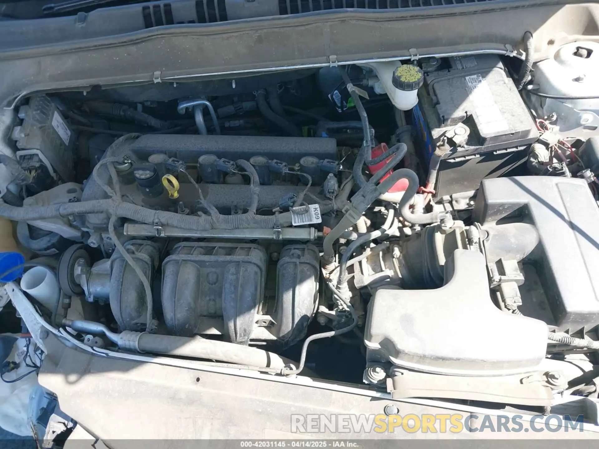 10 Photograph of a damaged car 3FA6P0G77KR218129 FORD FUSION 2019
