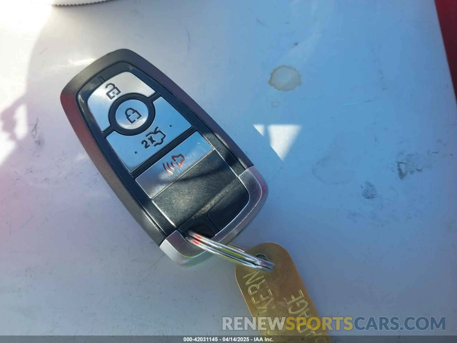 11 Photograph of a damaged car 3FA6P0G77KR218129 FORD FUSION 2019