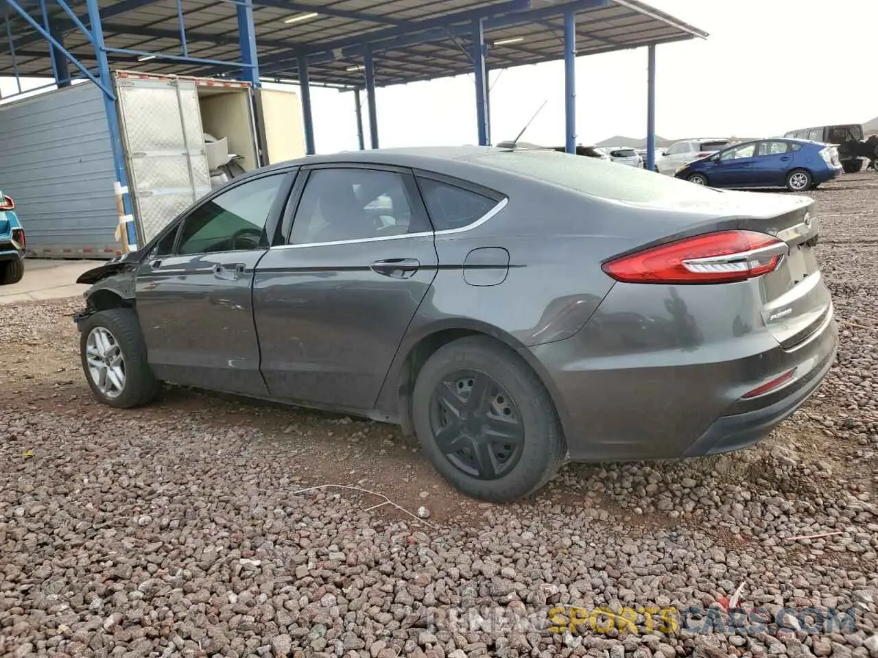 2 Фотография поврежденного автомобиля 3FA6P0G77KR284566 FORD FUSION 2019