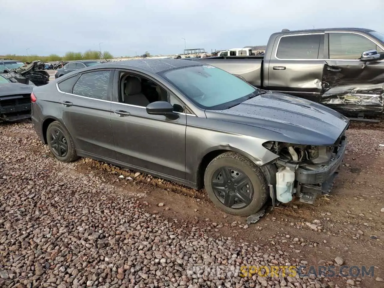4 Фотография поврежденного автомобиля 3FA6P0G77KR284566 FORD FUSION 2019