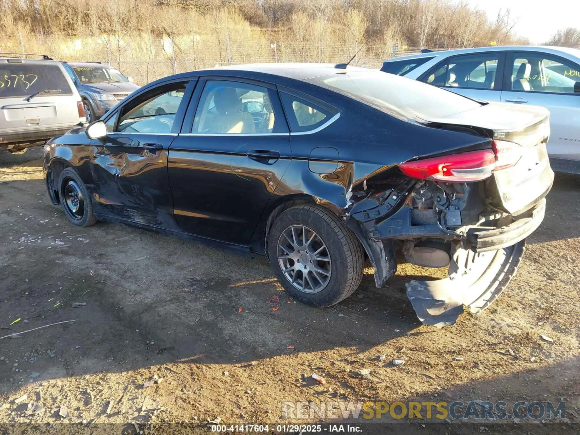 3 Photograph of a damaged car 3FA6P0G78KR194956 FORD FUSION 2019