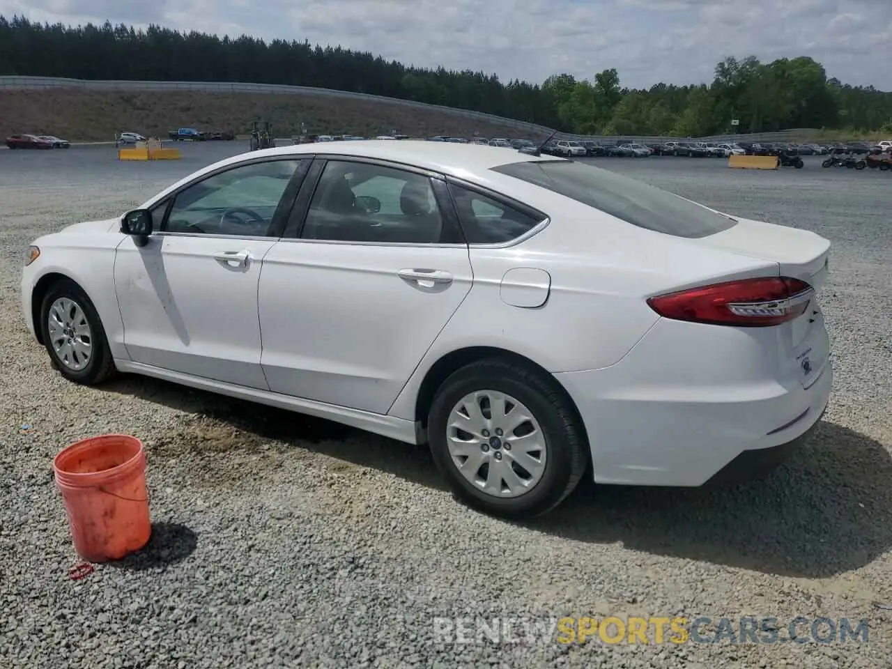 2 Photograph of a damaged car 3FA6P0G78KR200433 FORD FUSION 2019
