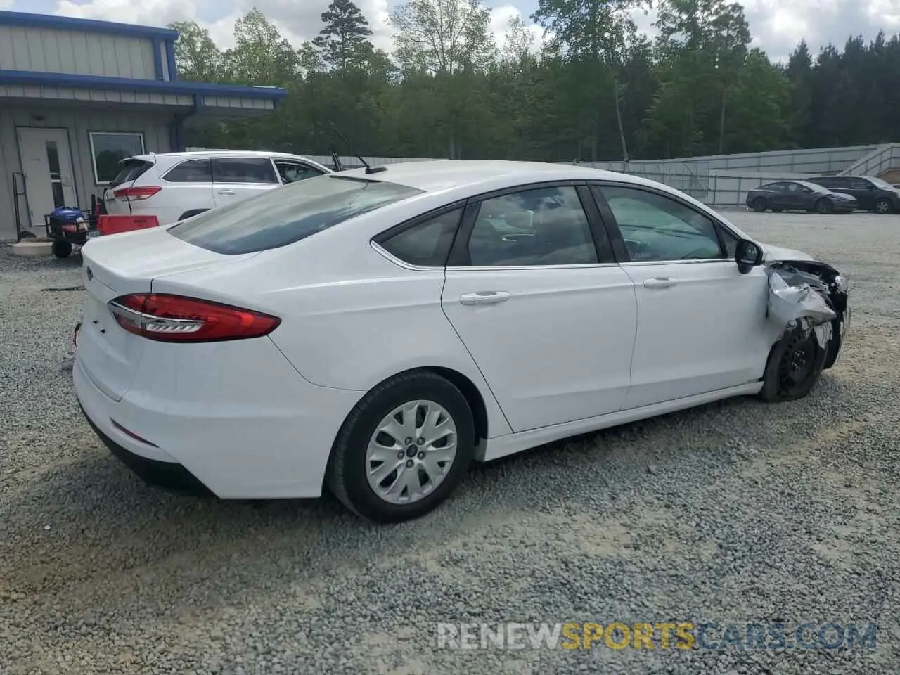 3 Photograph of a damaged car 3FA6P0G78KR200433 FORD FUSION 2019