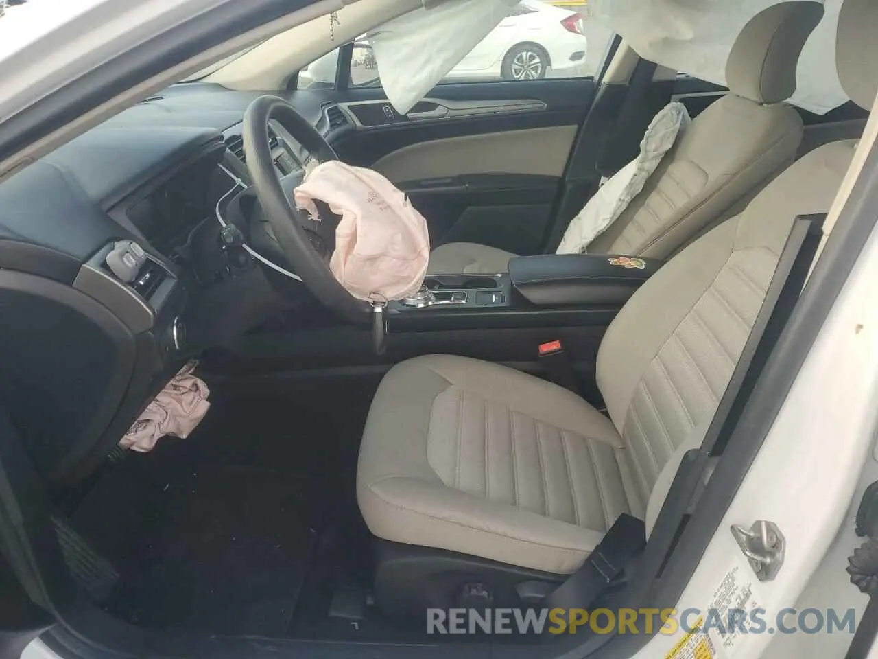 7 Фотография поврежденного автомобиля 3FA6P0G7XKR108675 FORD FUSION 2019
