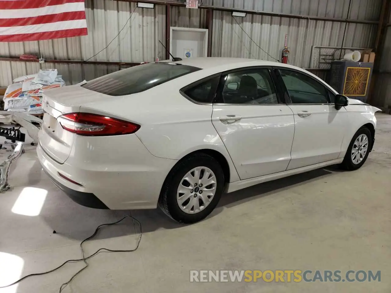 3 Фотография поврежденного автомобиля 3FA6P0G7XKR286604 FORD FUSION 2019