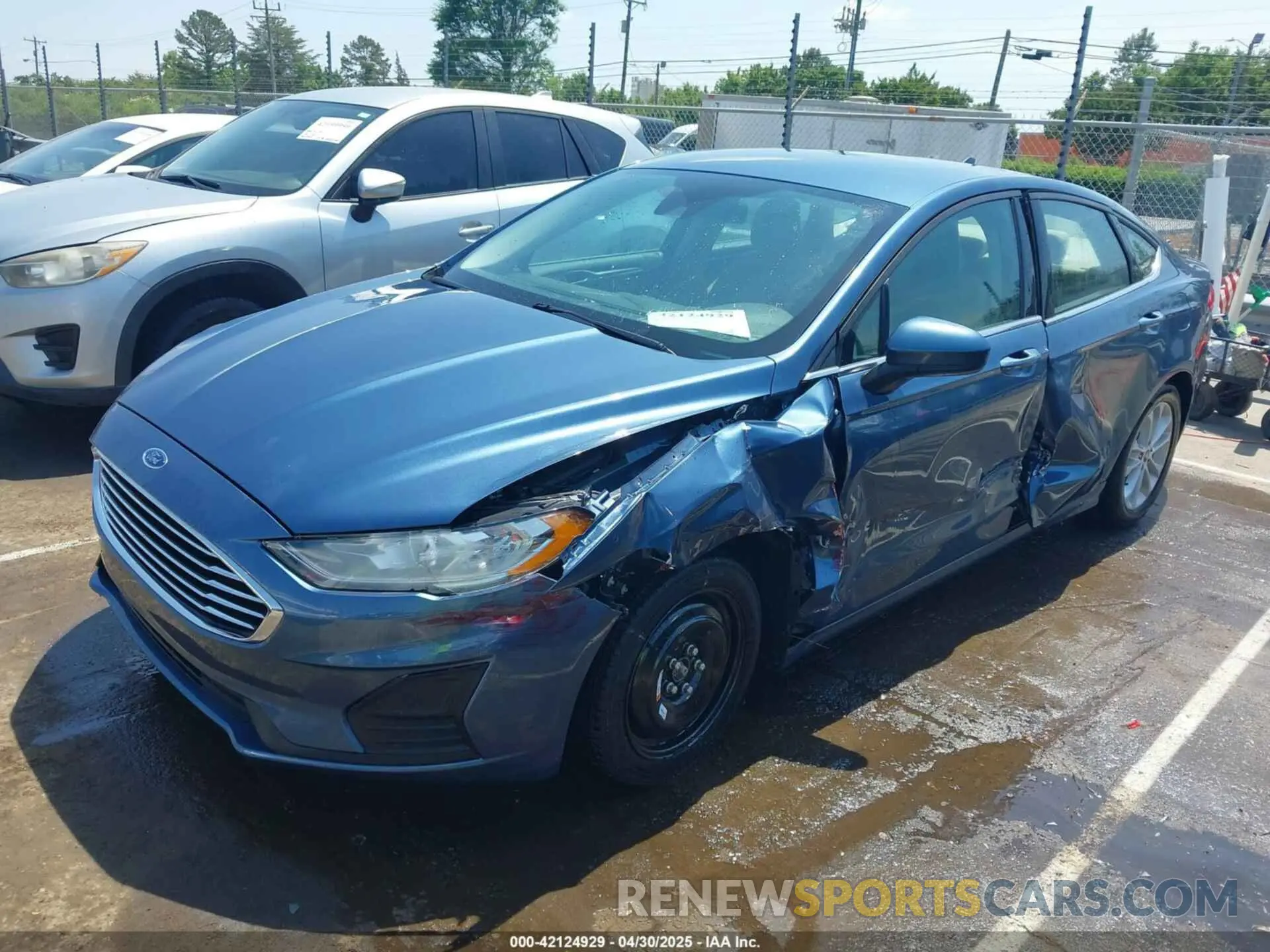 2 Фотография поврежденного автомобиля 3FA6P0H72KR123170 FORD FUSION 2019