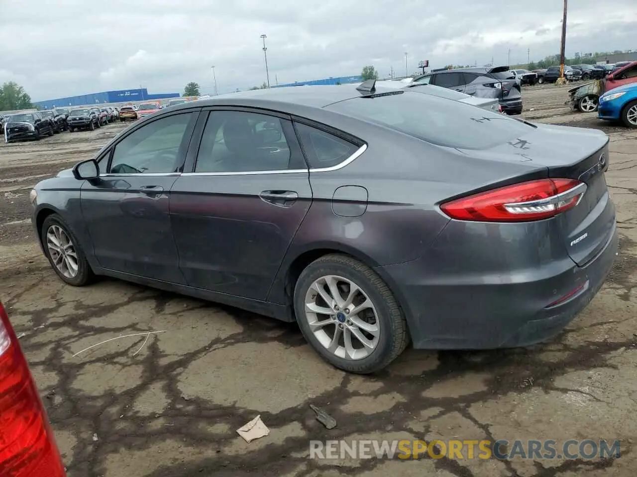 2 Photograph of a damaged car 3FA6P0H72KR218621 FORD FUSION 2019
