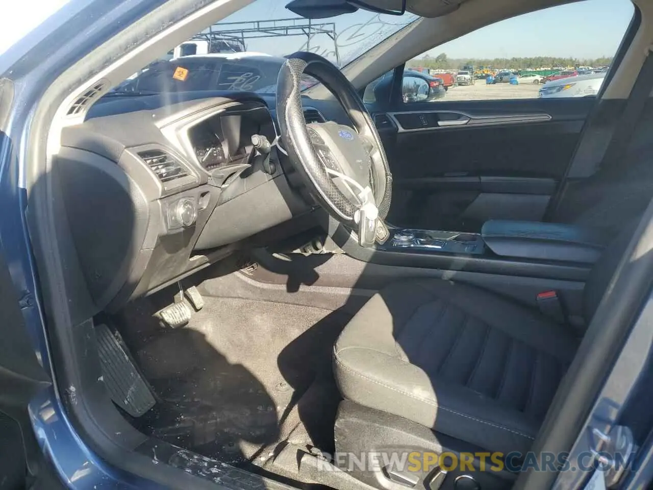 7 Фотография поврежденного автомобиля 3FA6P0H74KR123221 FORD FUSION 2019