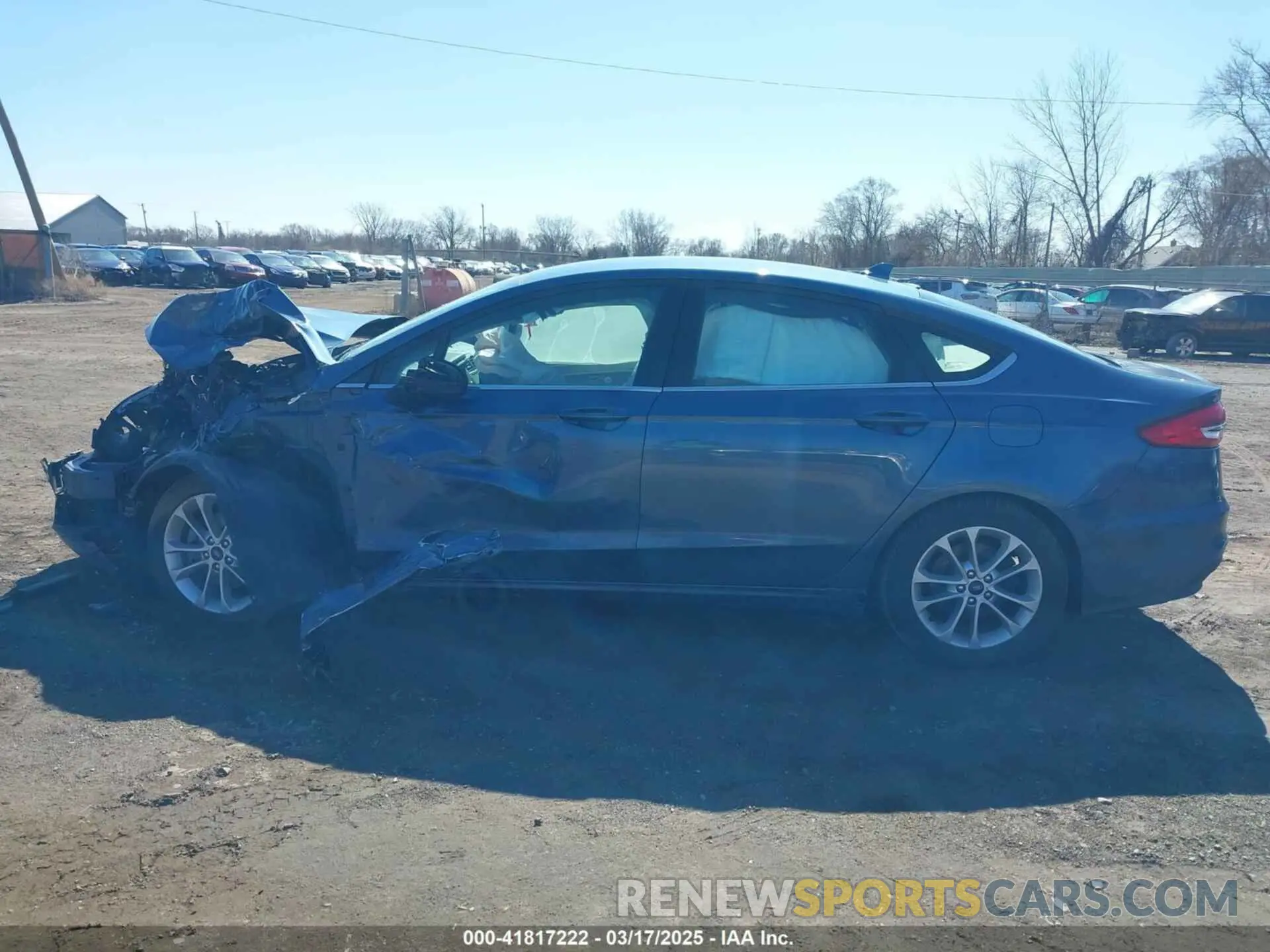 14 Photograph of a damaged car 3FA6P0H75KR238698 FORD FUSION 2019