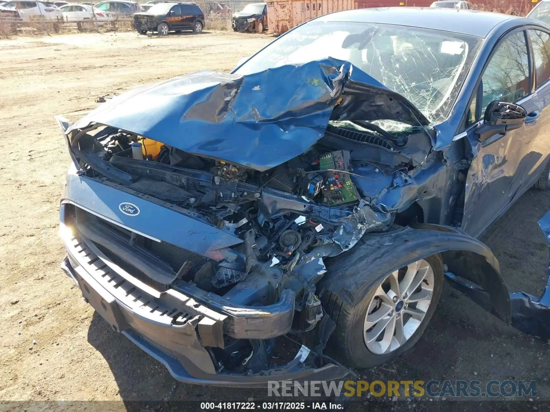 6 Photograph of a damaged car 3FA6P0H75KR238698 FORD FUSION 2019