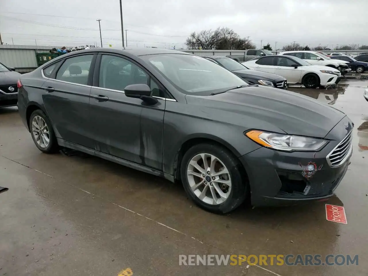 4 Photograph of a damaged car 3FA6P0H78KR152057 FORD FUSION 2019