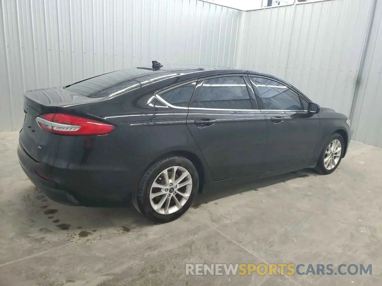 3 Photograph of a damaged car 3FA6P0H79KR122372 FORD FUSION 2019
