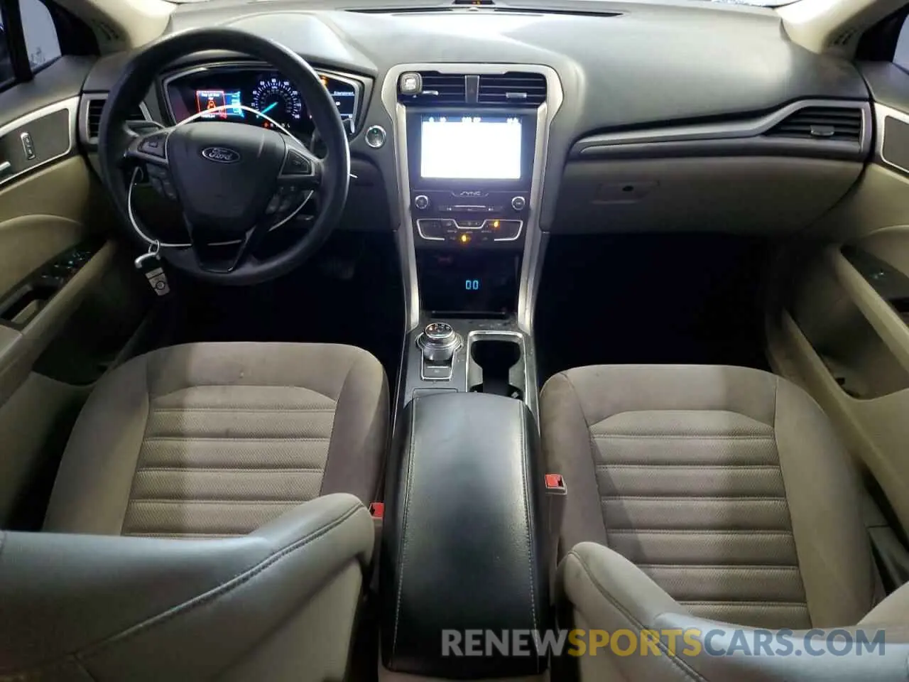 8 Photograph of a damaged car 3FA6P0H79KR122372 FORD FUSION 2019