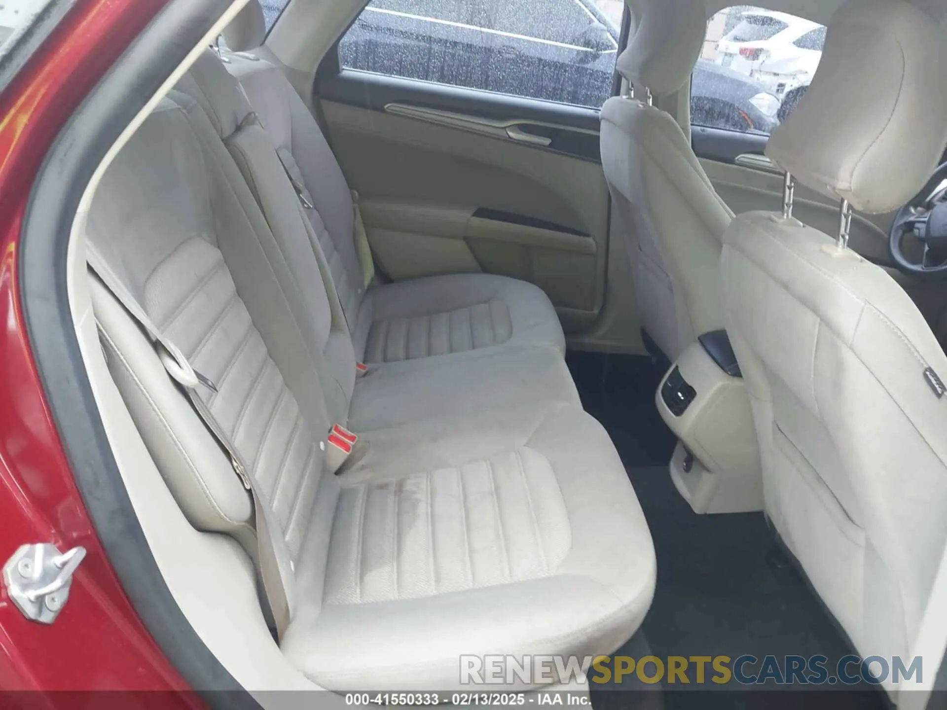 8 Фотография поврежденного автомобиля 3FA6P0HD0KR104302 FORD FUSION 2019