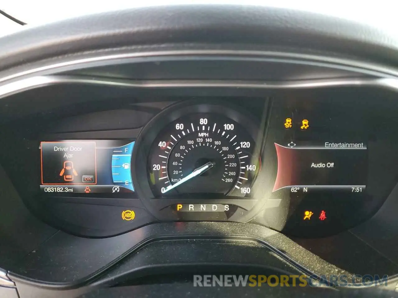 9 Photograph of a damaged car 3FA6P0HD0KR160143 FORD FUSION 2019