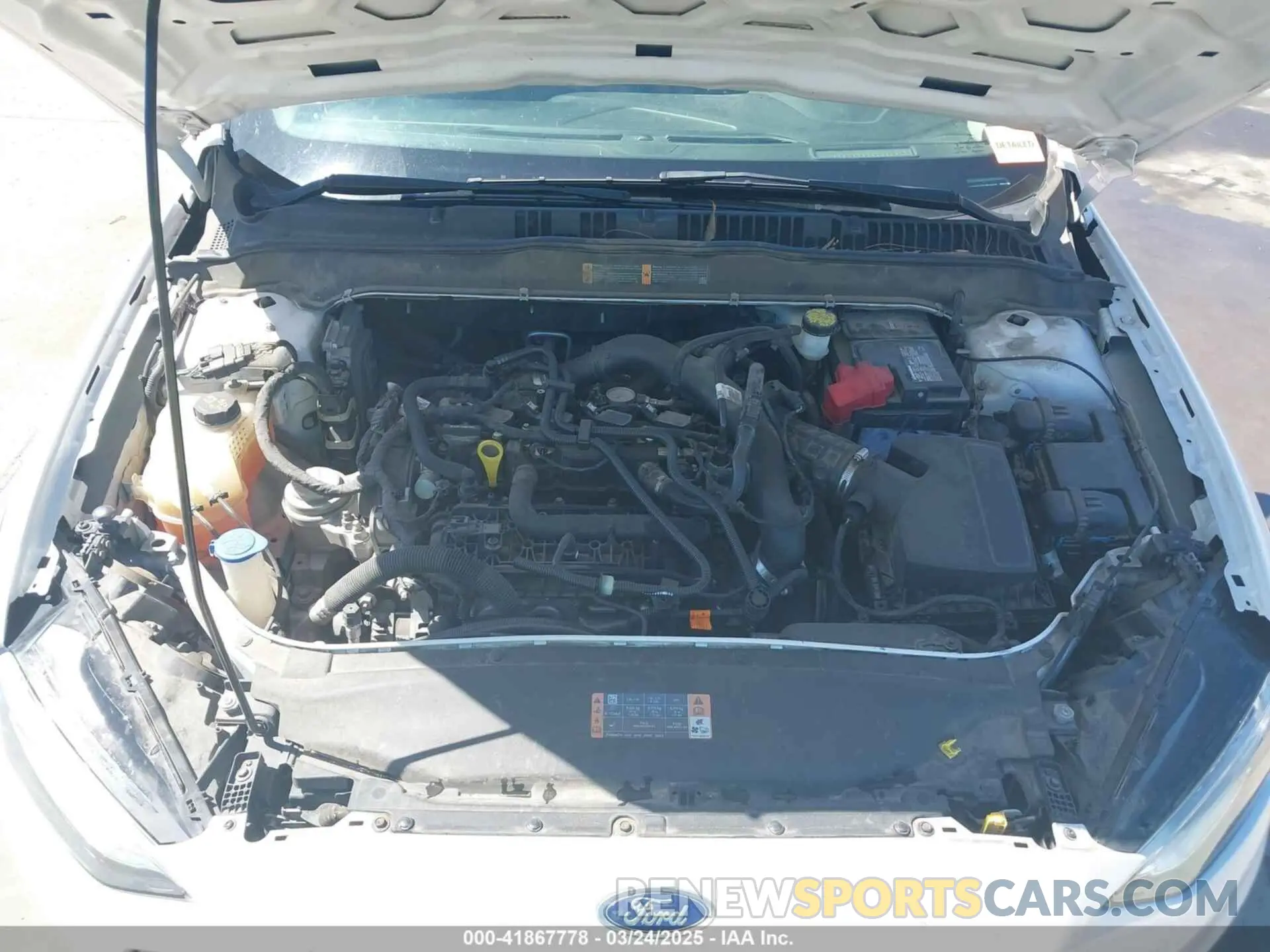 10 Photograph of a damaged car 3FA6P0HD0KR215531 FORD FUSION 2019