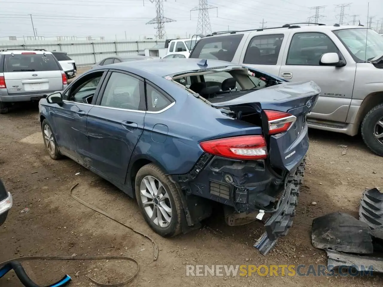 2 Photograph of a damaged car 3FA6P0HD0KR247797 FORD FUSION 2019