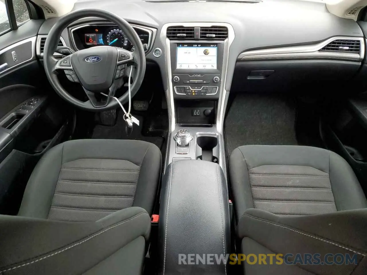 8 Фотография поврежденного автомобиля 3FA6P0HD0KR266236 FORD FUSION 2019