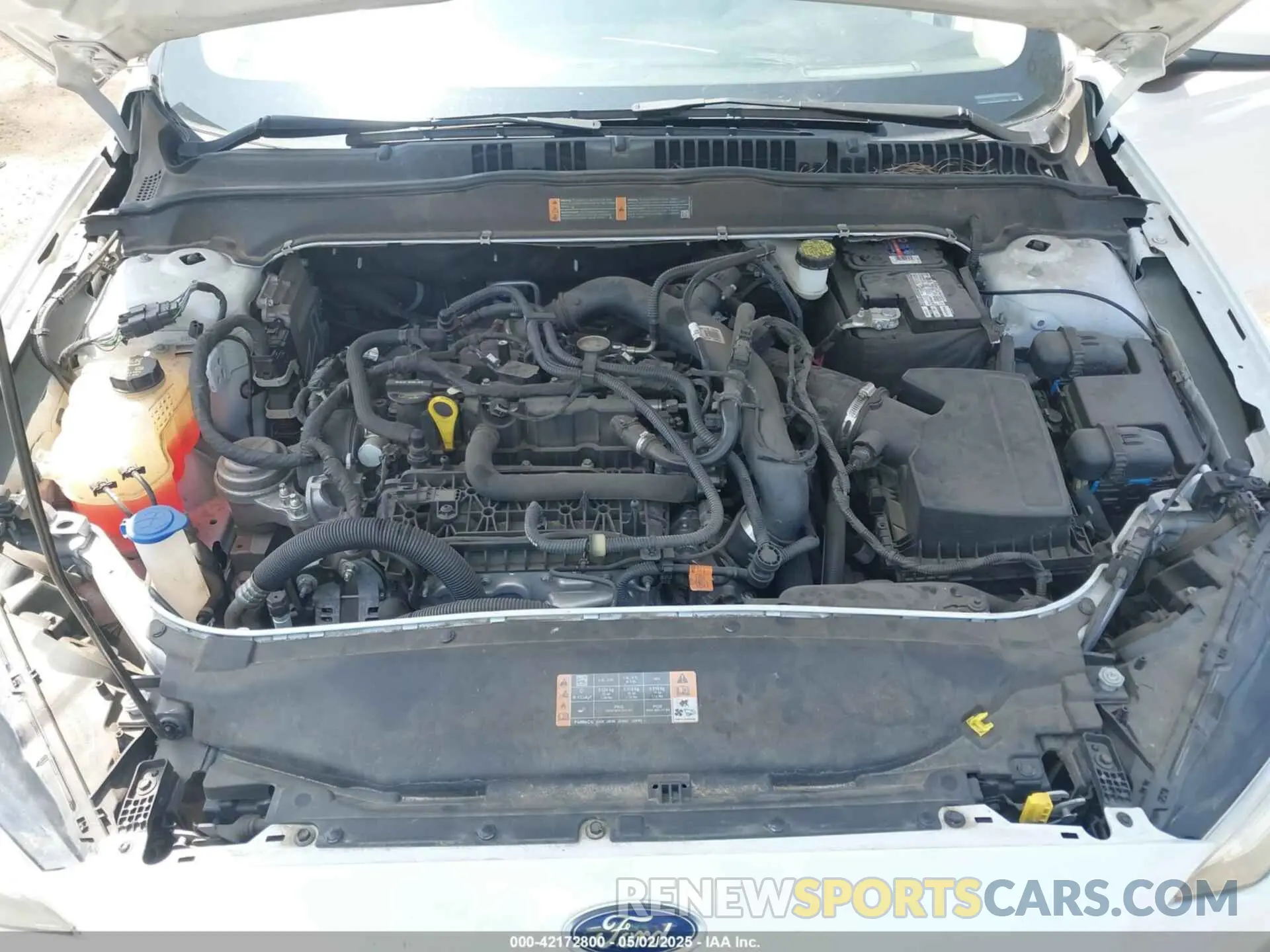 10 Photograph of a damaged car 3FA6P0HD0KR269136 FORD FUSION 2019