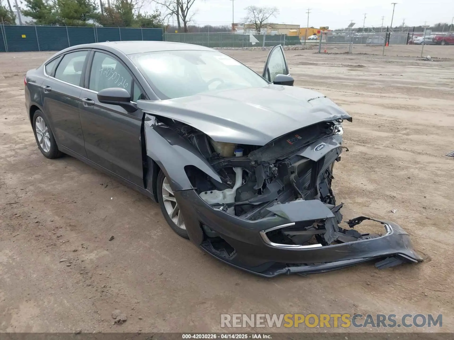 6 Photograph of a damaged car 3FA6P0HD1KR164556 FORD FUSION 2019