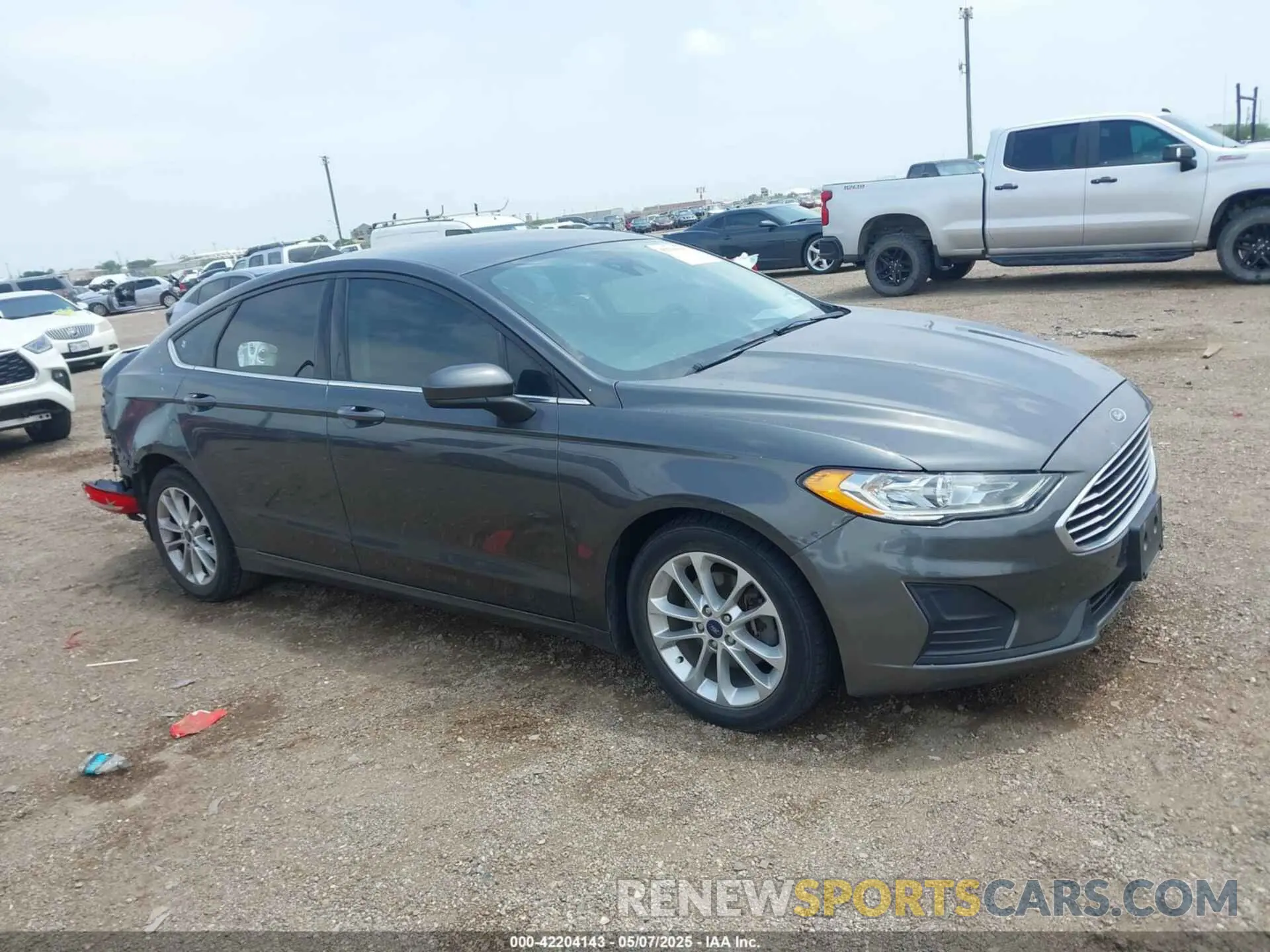 14 Photograph of a damaged car 3FA6P0HD1KR170552 FORD FUSION 2019