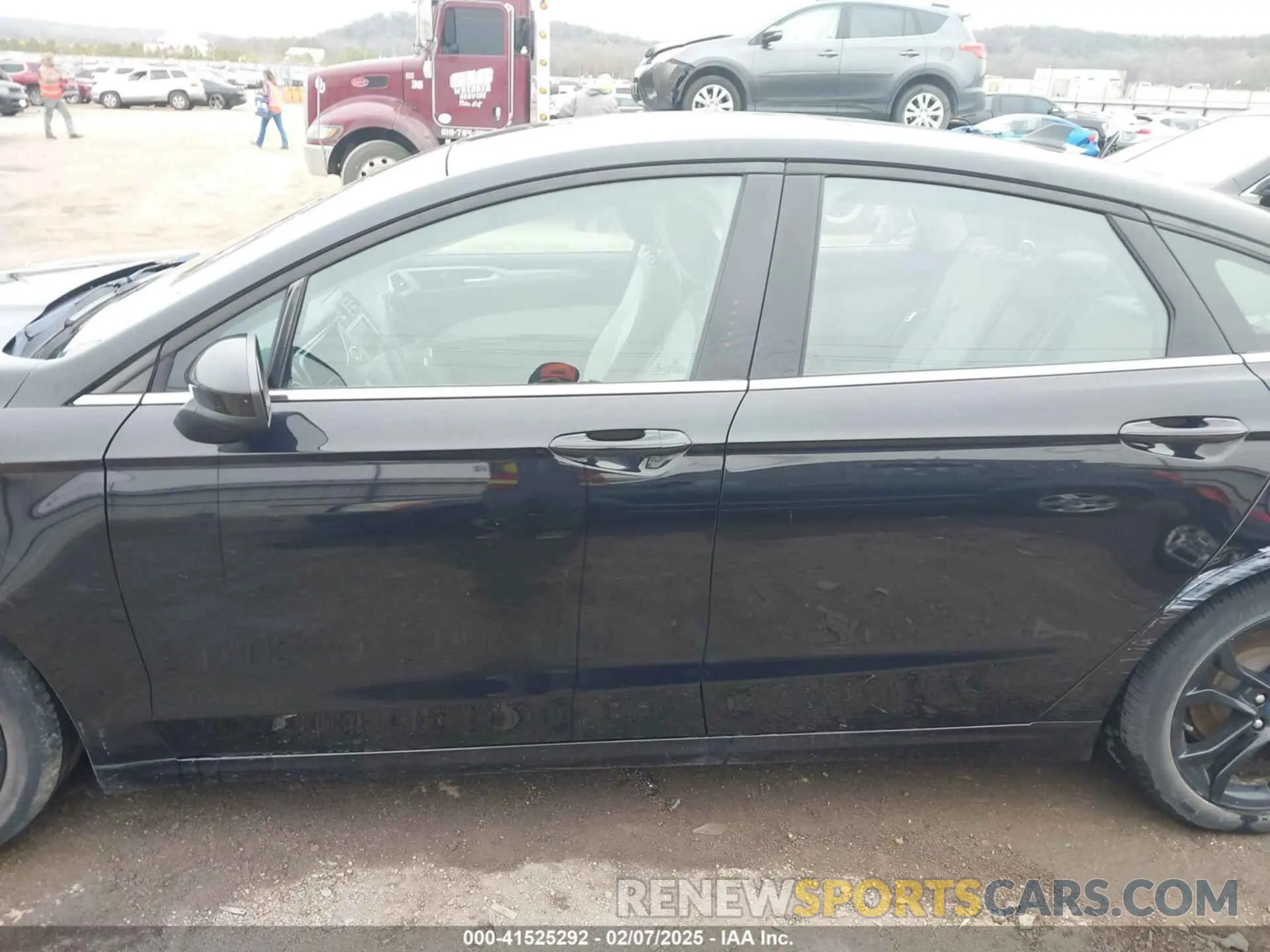 14 Фотография поврежденного автомобиля 3FA6P0HD1KR199226 FORD FUSION 2019