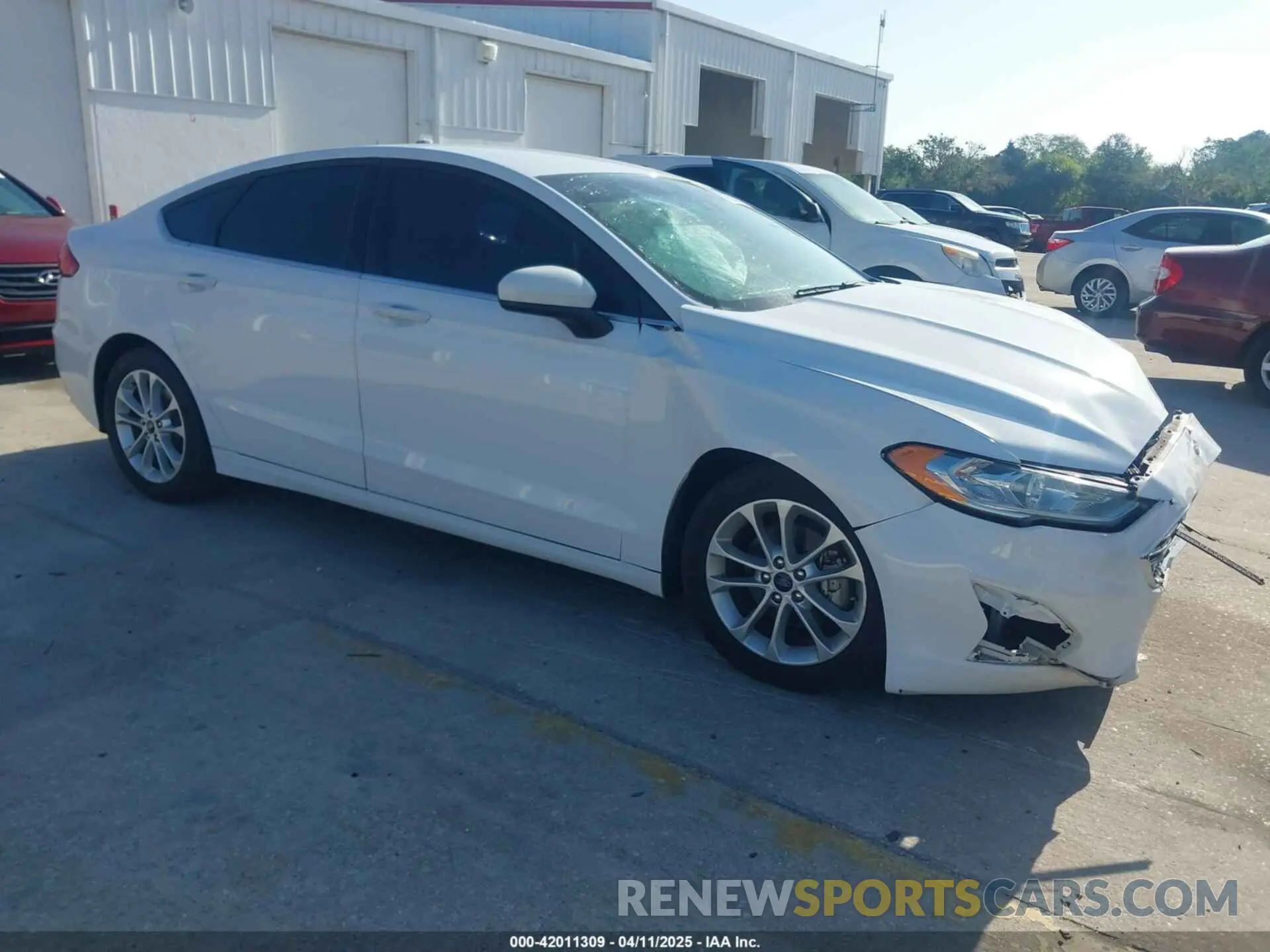 1 Photograph of a damaged car 3FA6P0HD1KR217840 FORD FUSION 2019
