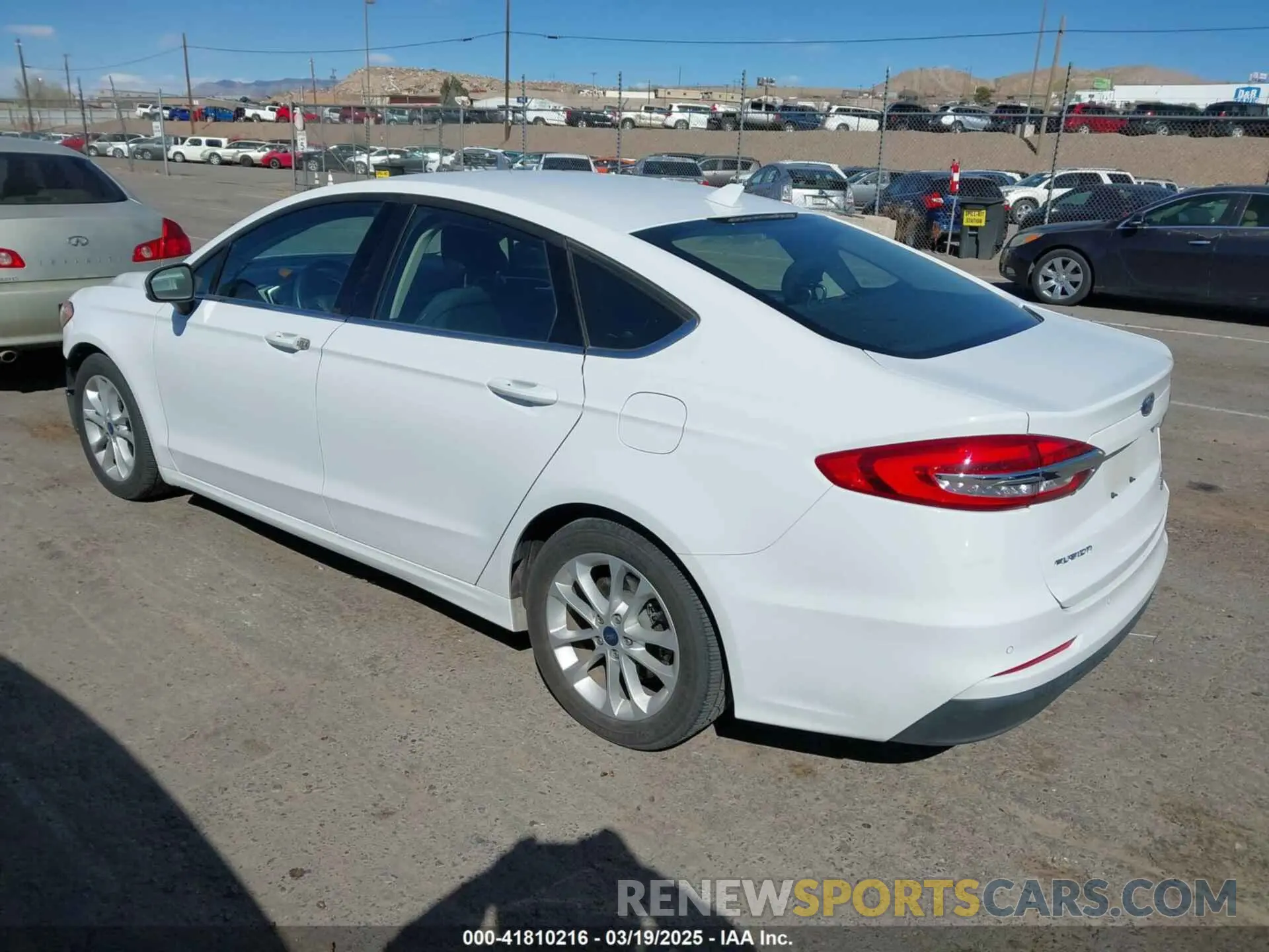 3 Photograph of a damaged car 3FA6P0HD1KR219314 FORD FUSION 2019