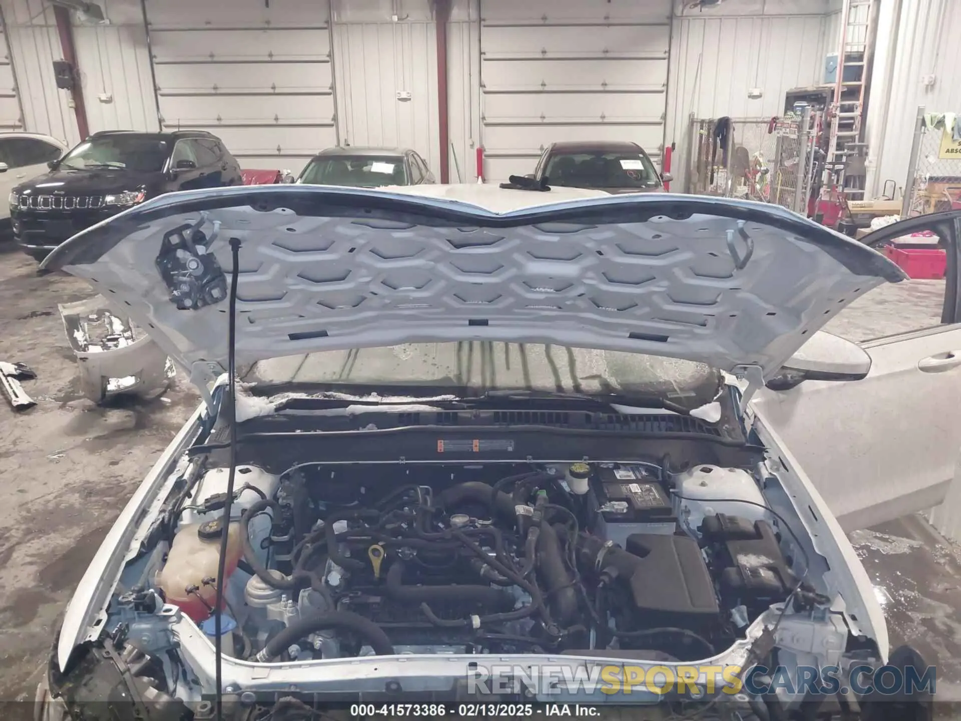 10 Photograph of a damaged car 3FA6P0HD1KR231754 FORD FUSION 2019