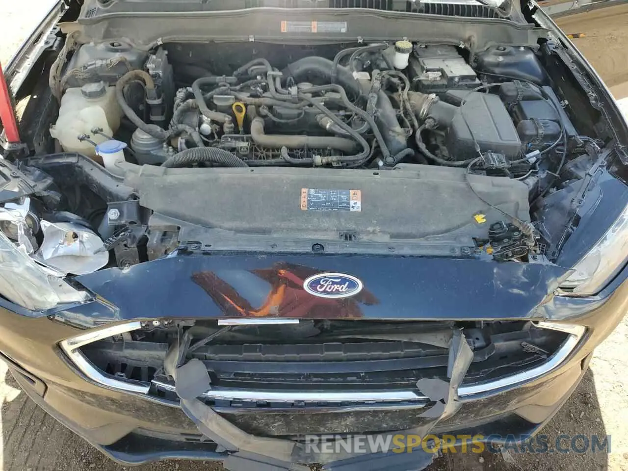 11 Photograph of a damaged car 3FA6P0HD1KR232113 FORD FUSION 2019