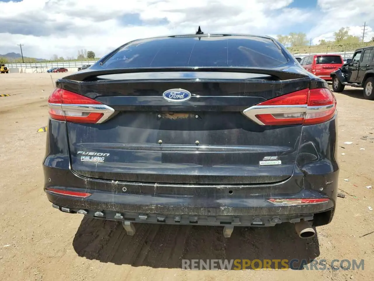 6 Photograph of a damaged car 3FA6P0HD1KR232113 FORD FUSION 2019