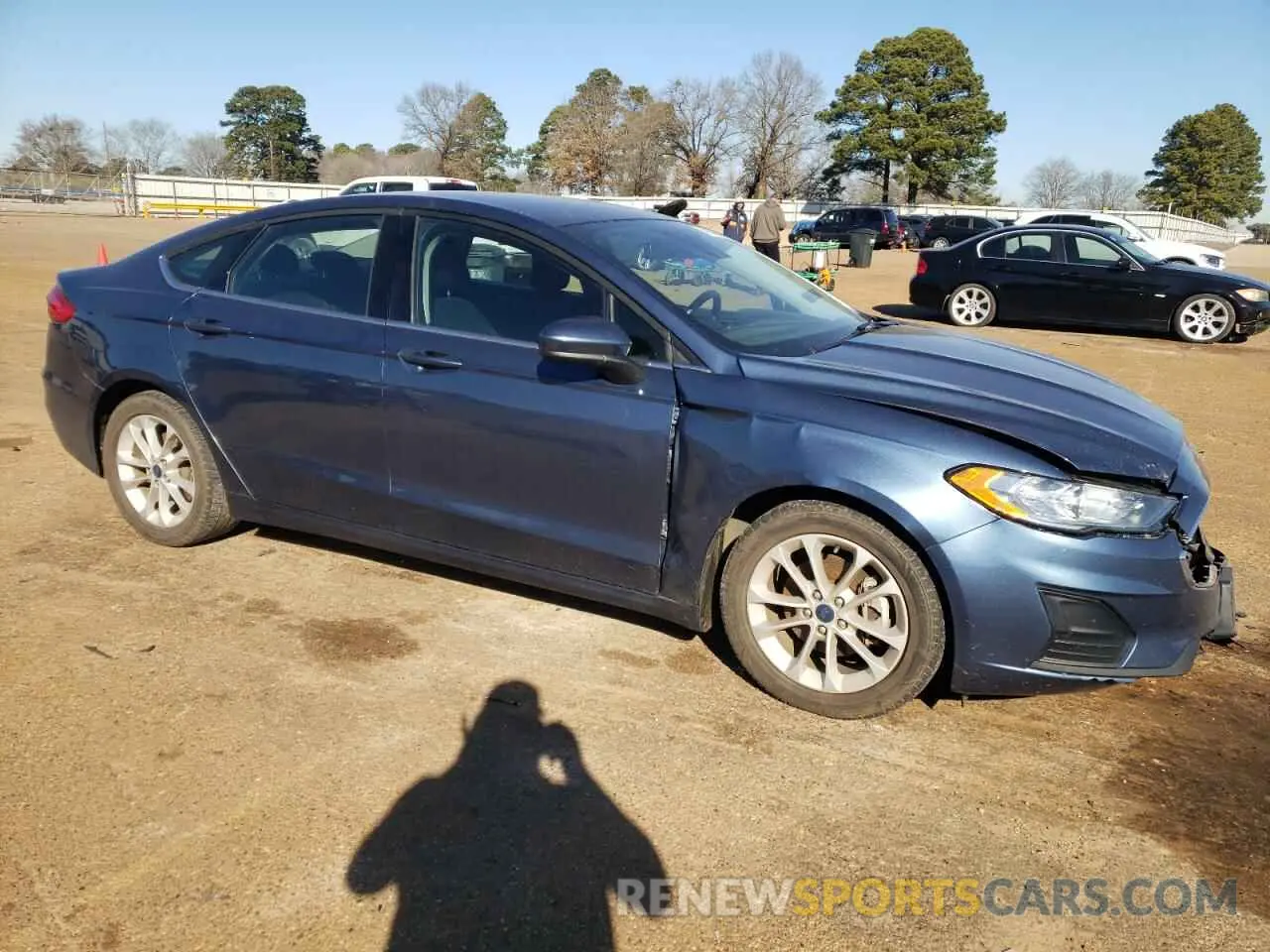4 Photograph of a damaged car 3FA6P0HD1KR250451 FORD FUSION 2019