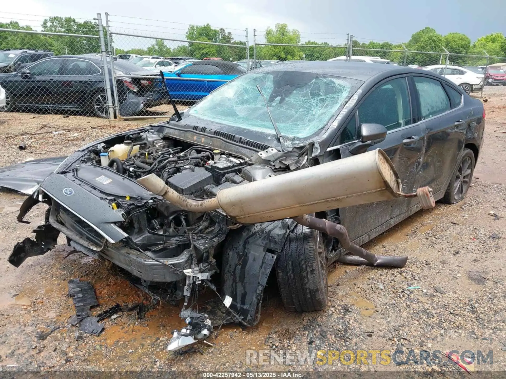 2 Фотография поврежденного автомобиля 3FA6P0HD1KR285572 FORD FUSION 2019