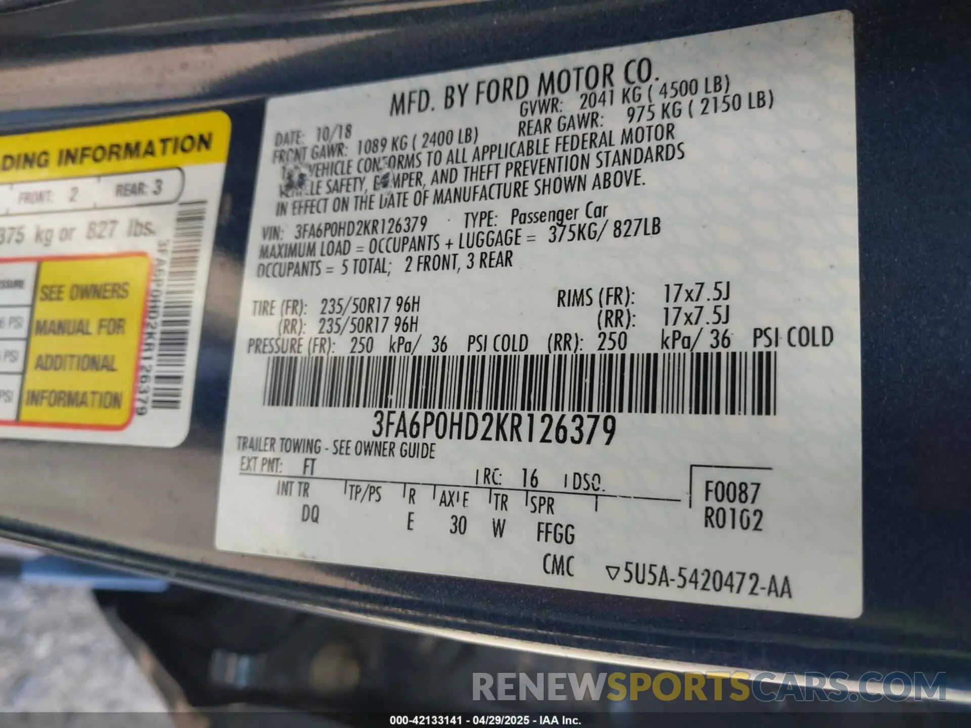 9 Photograph of a damaged car 3FA6P0HD2KR126379 FORD FUSION 2019