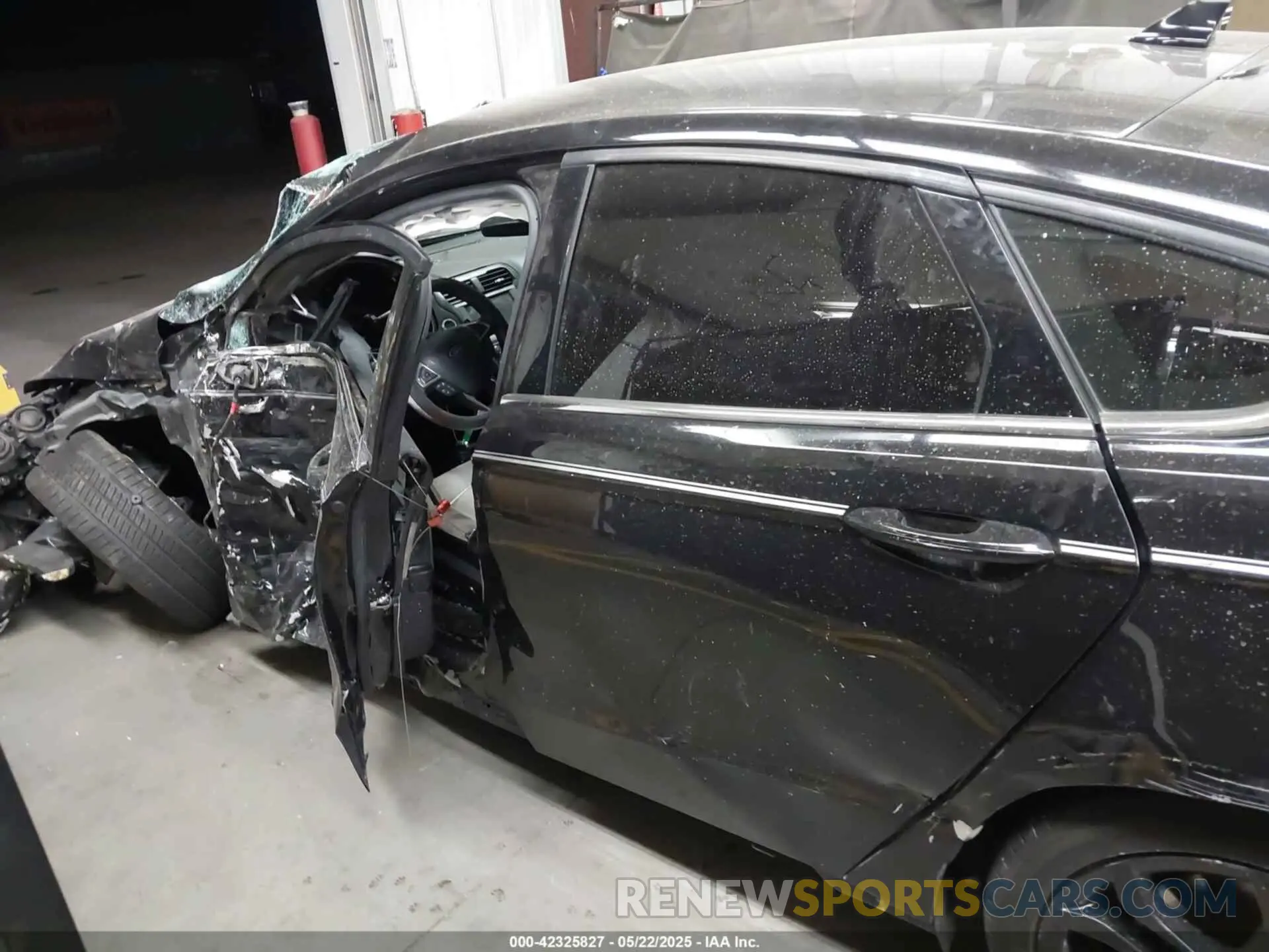 14 Фотография поврежденного автомобиля 3FA6P0HD2KR133879 FORD FUSION 2019