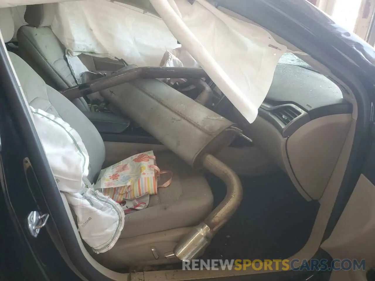 7 Photograph of a damaged car 3FA6P0HD2KR173606 FORD FUSION 2019
