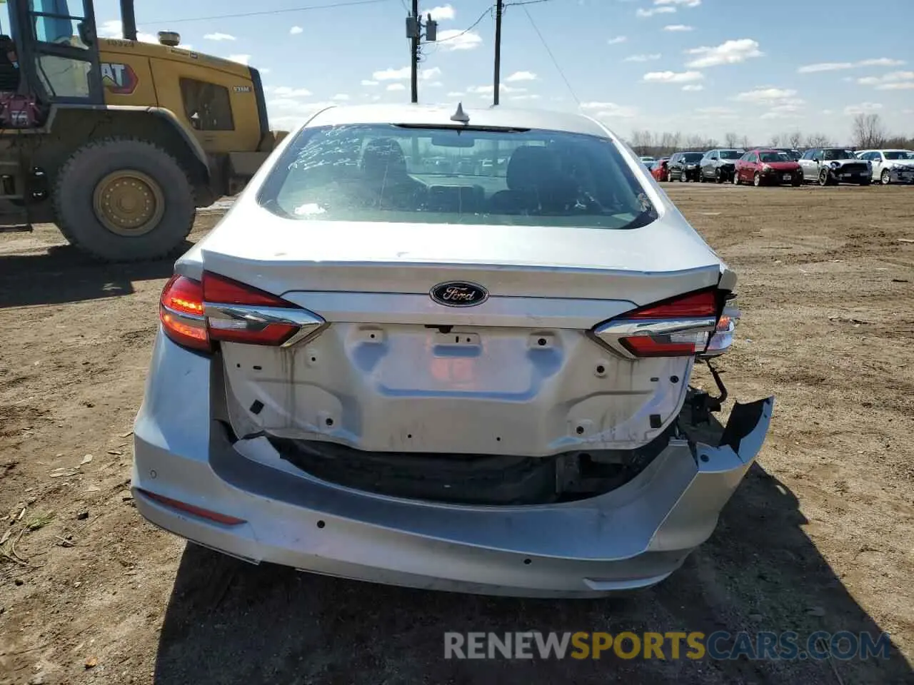 6 Фотография поврежденного автомобиля 3FA6P0HD2KR211917 FORD FUSION 2019