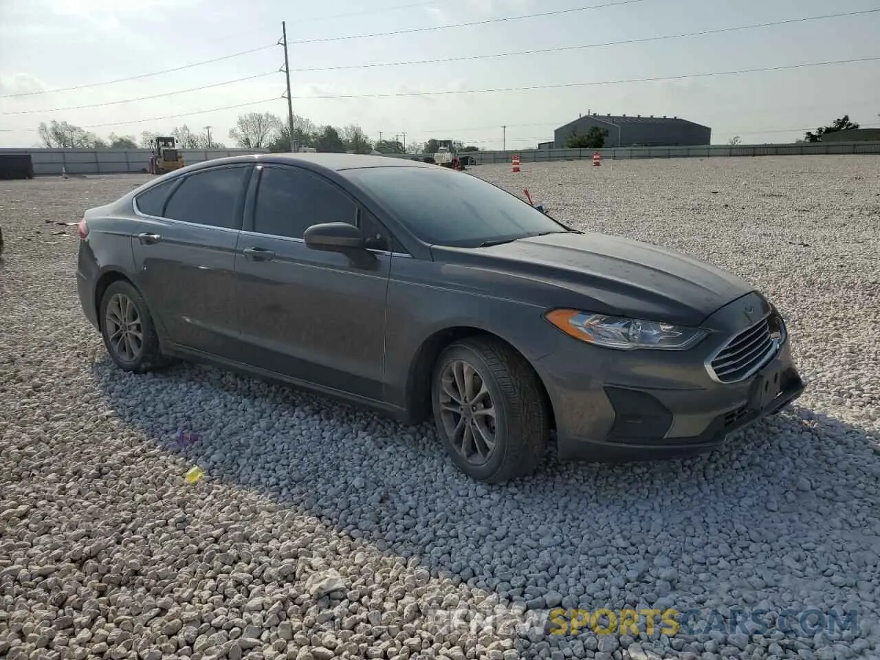 4 Photograph of a damaged car 3FA6P0HD3KR113706 FORD FUSION 2019